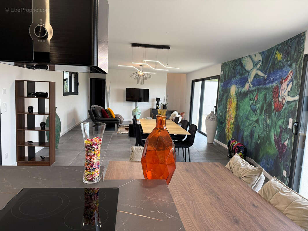 Maison à SAINT-JUST-SAINT-RAMBERT