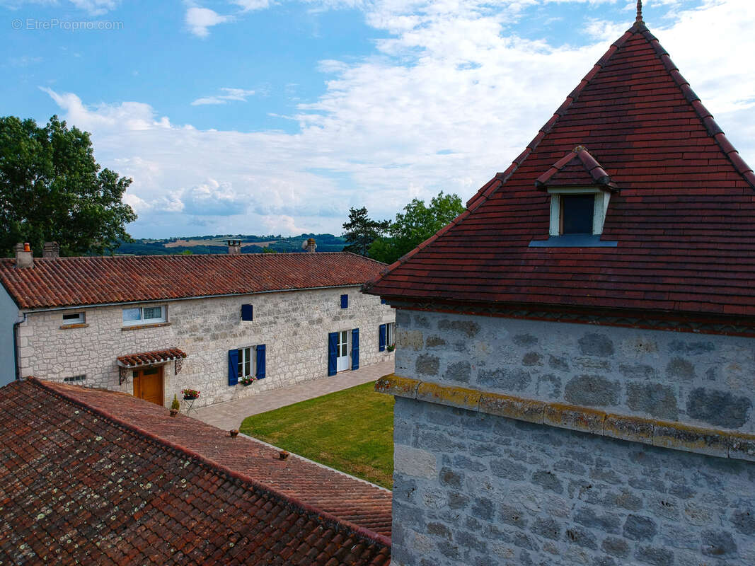 Maison à PRAYSSAS