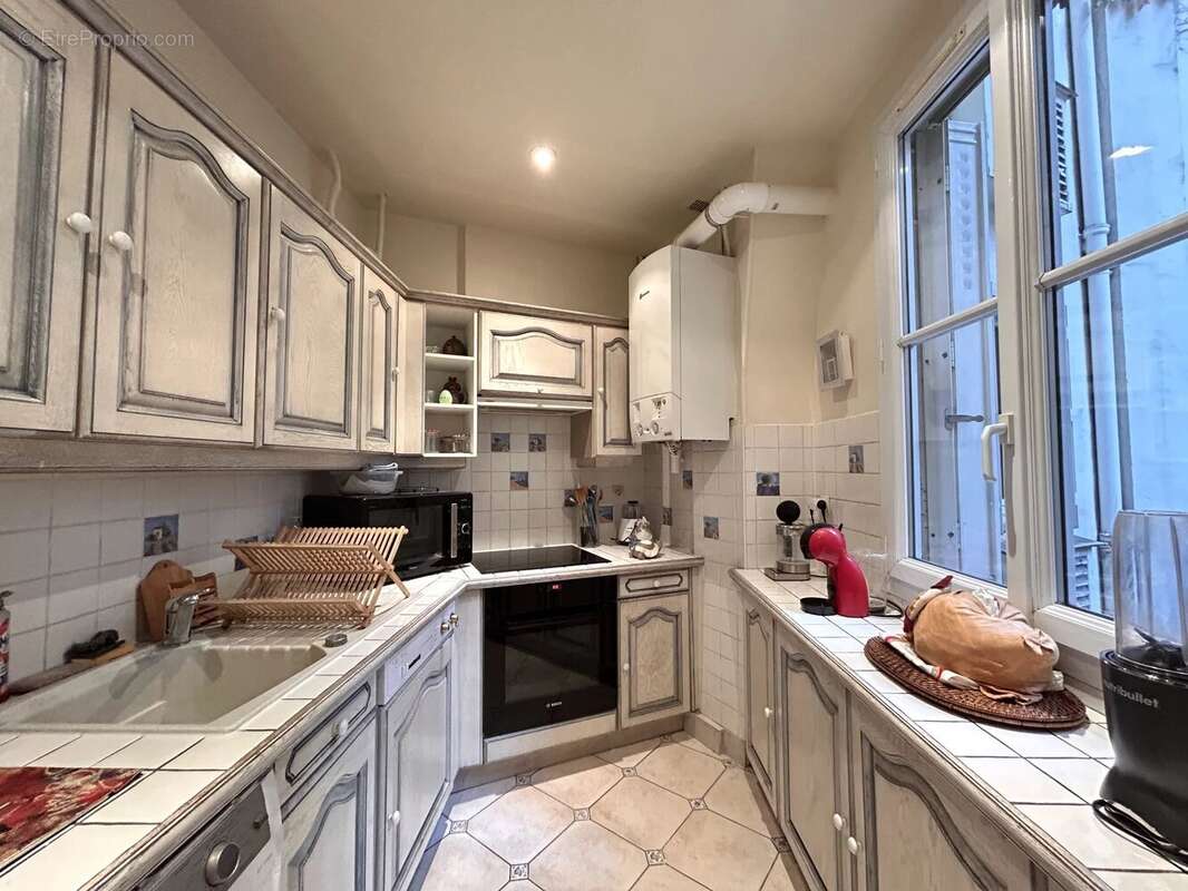 Appartement à PARIS-12E