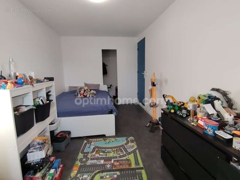 Maison à CABRIERES-D&#039;AIGUES