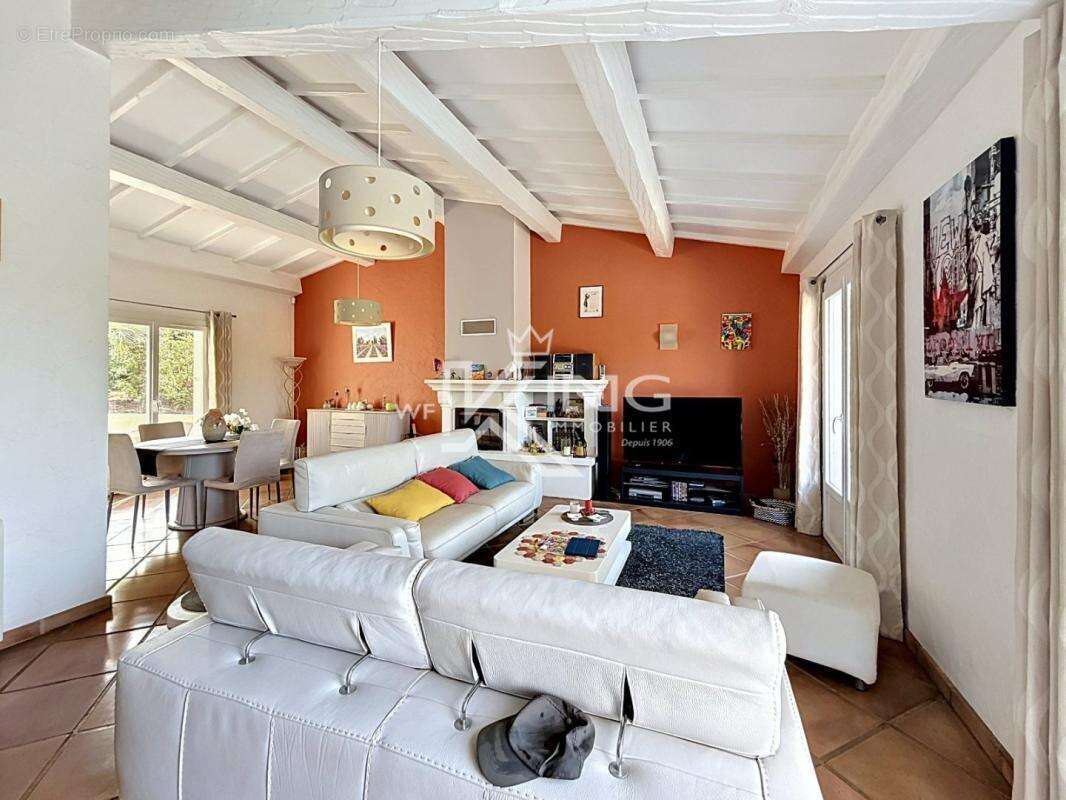 Maison à FREJUS