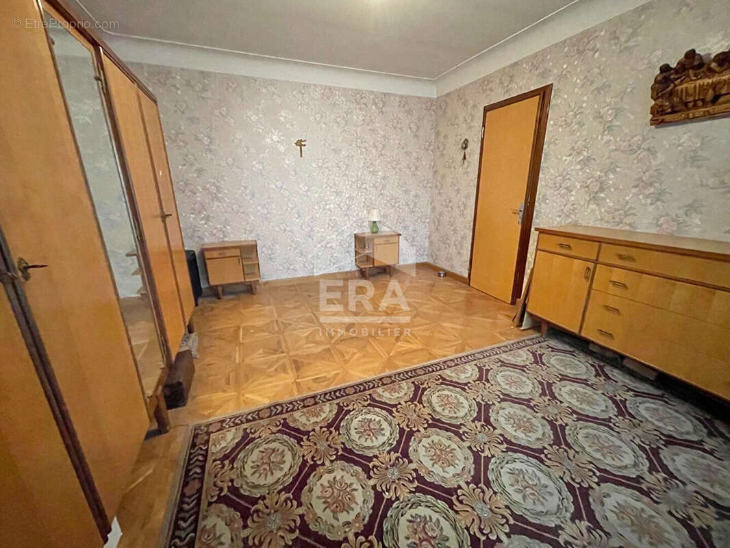 Maison à SARTROUVILLE