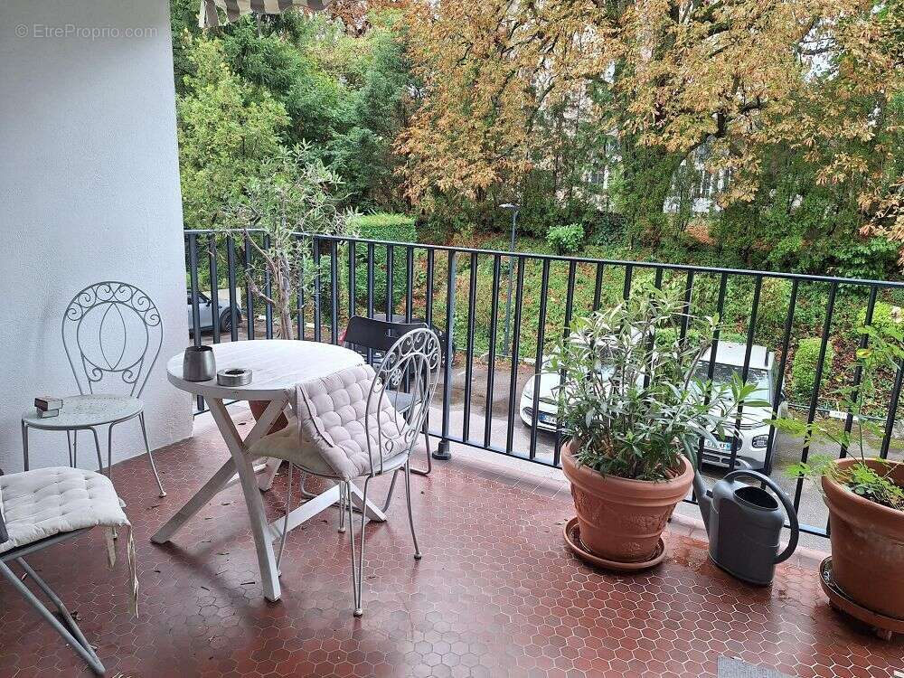 Appartement à SAINTE-FOY-LES-LYON