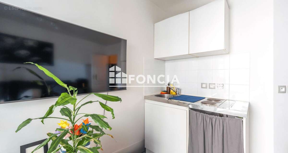 Appartement à LA GARENNE-COLOMBES