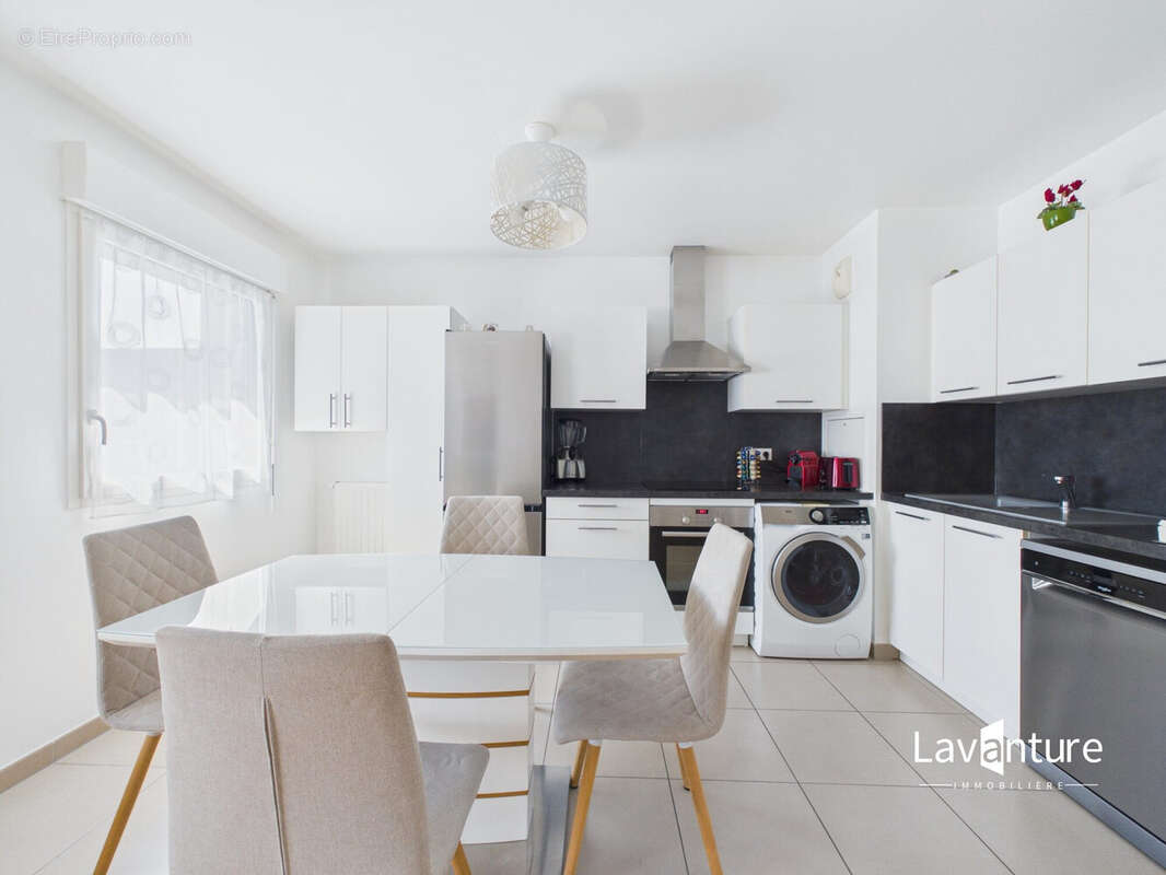 Appartement 49 m² à Velizy-Villacoublay  - photo 6