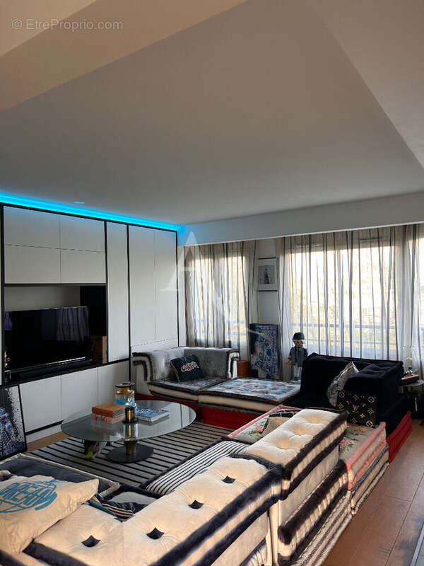 Appartement à PARIS-12E