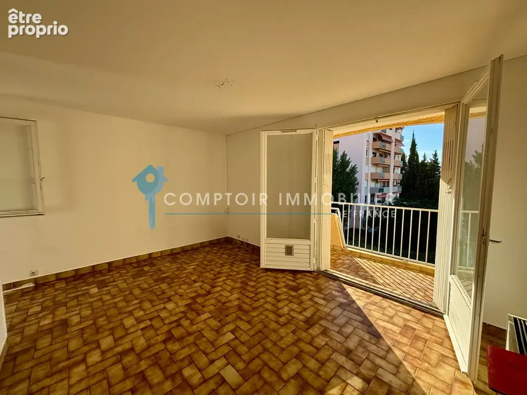 Appartement a nimes - photo 4