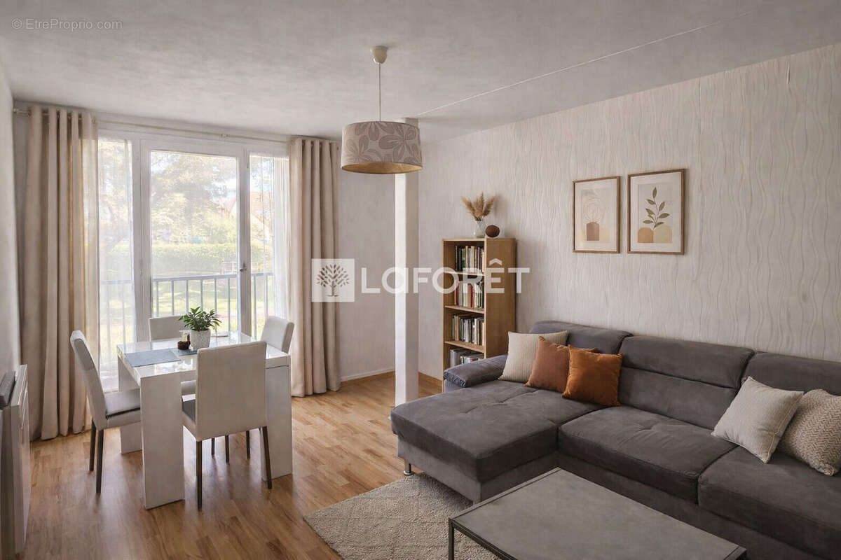 Appartement à LINAS