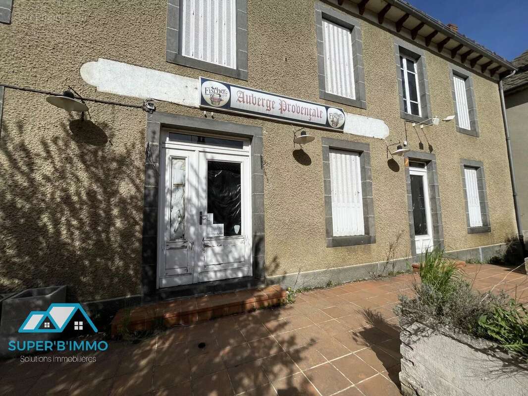 Maison à LA CHAPELLE-LAURENT