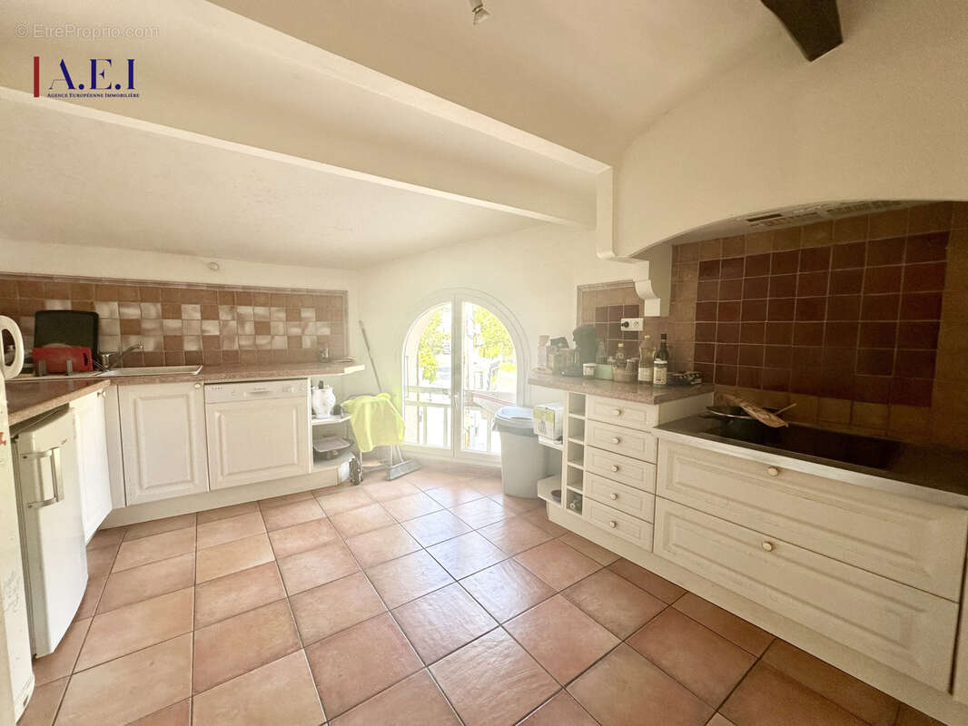 Maison à SIX-FOURS-LES-PLAGES