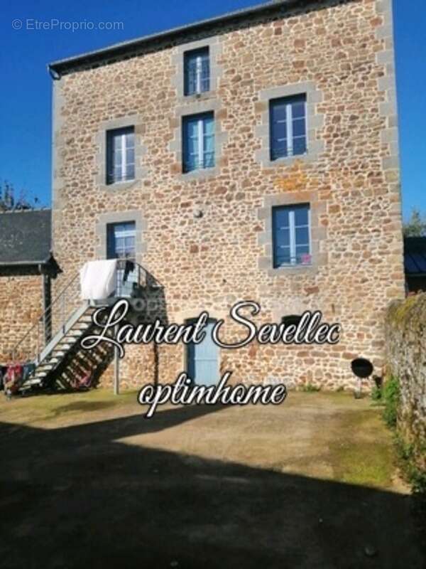 Appartement à BECHEREL