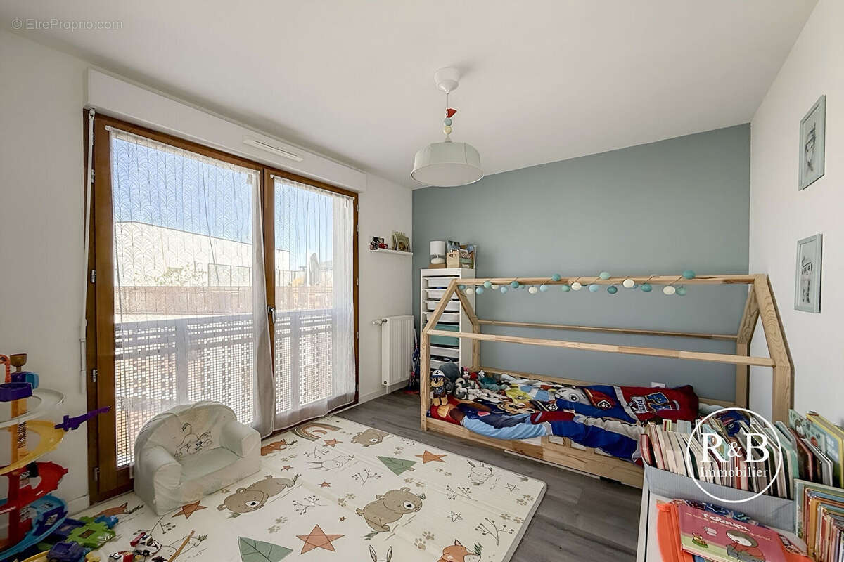 Appartement à SAINT-CYR-L'ECOLE