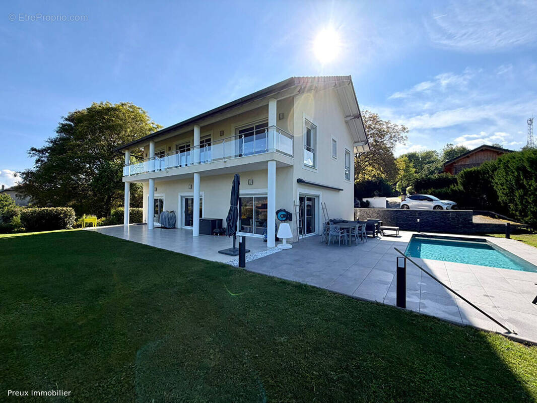 Maison à MENTHONNEX-EN-BORNES