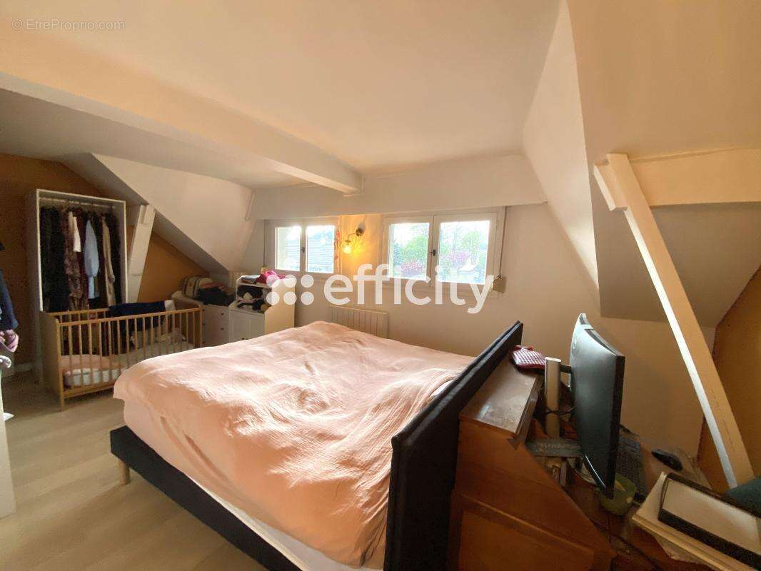 Maison à NEUILLY-PLAISANCE