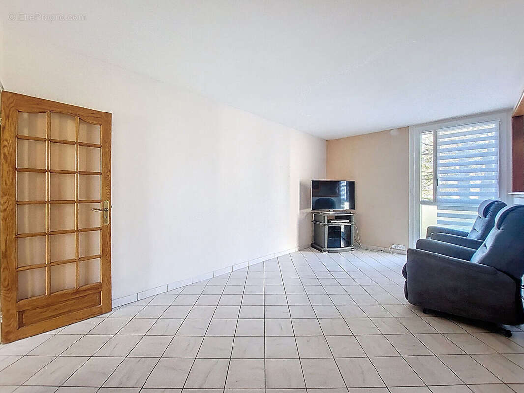 Appartement à SAINT-PIERRE-LES-ELBEUF