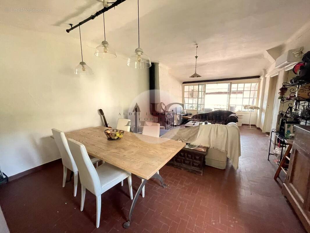 Appartement à FAYENCE