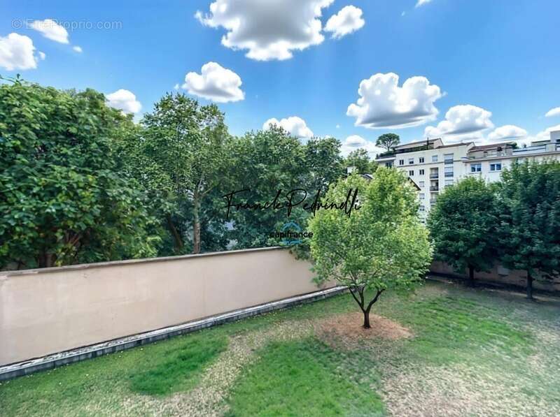 Appartement à LYON-3E