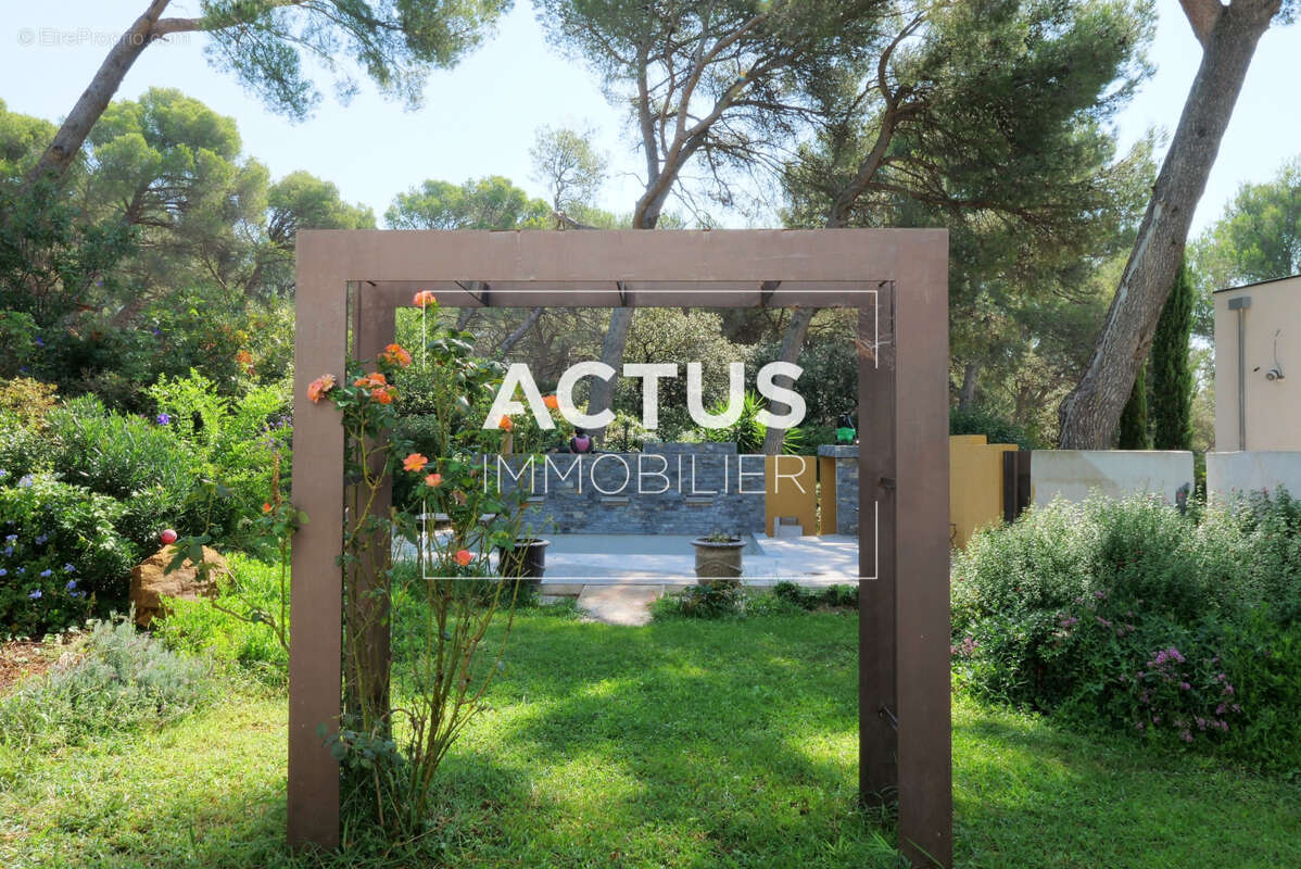 Maison à SALON-DE-PROVENCE