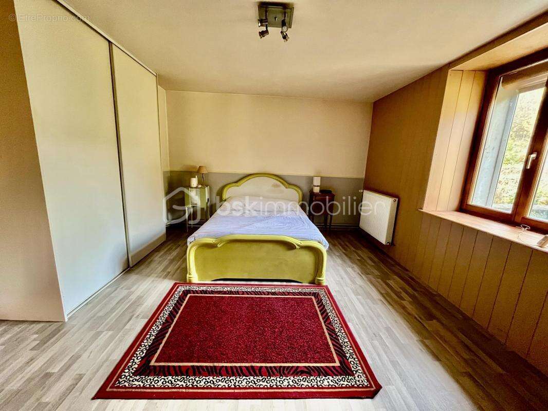 Maison à CLERMONT-EN-ARGONNE