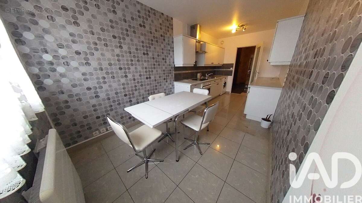 Photo 2 - Appartement à TROYES