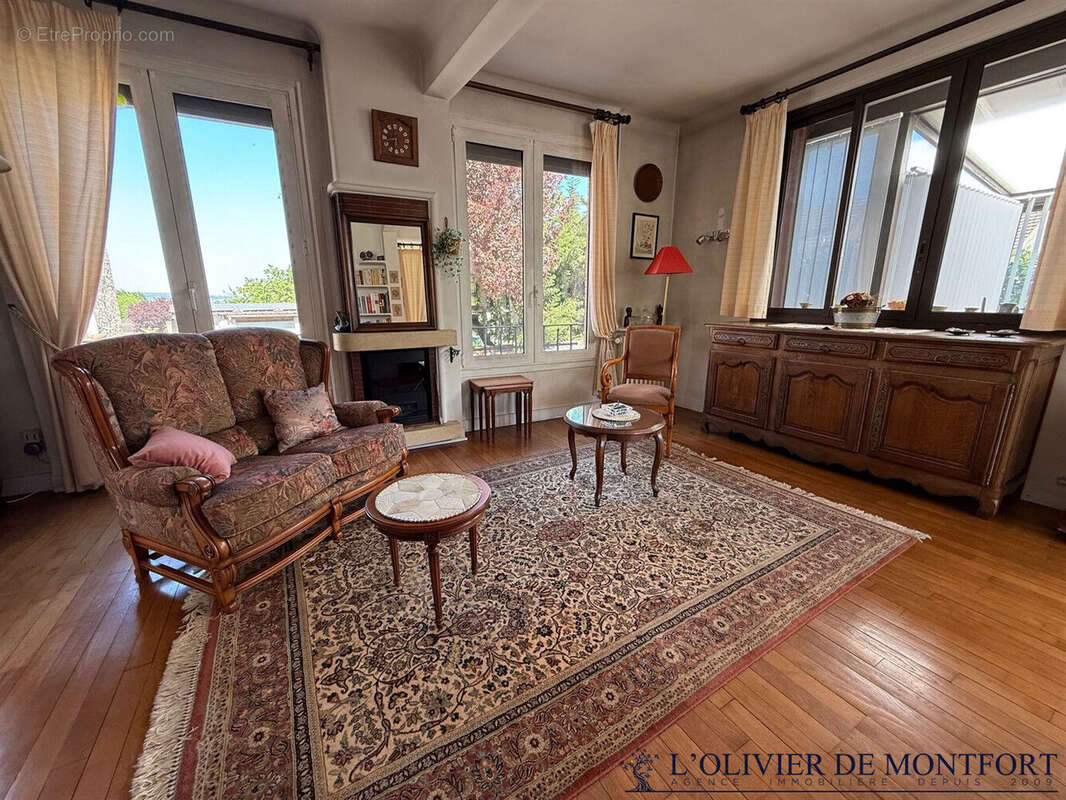 Maison à MONTFORT-L'AMAURY