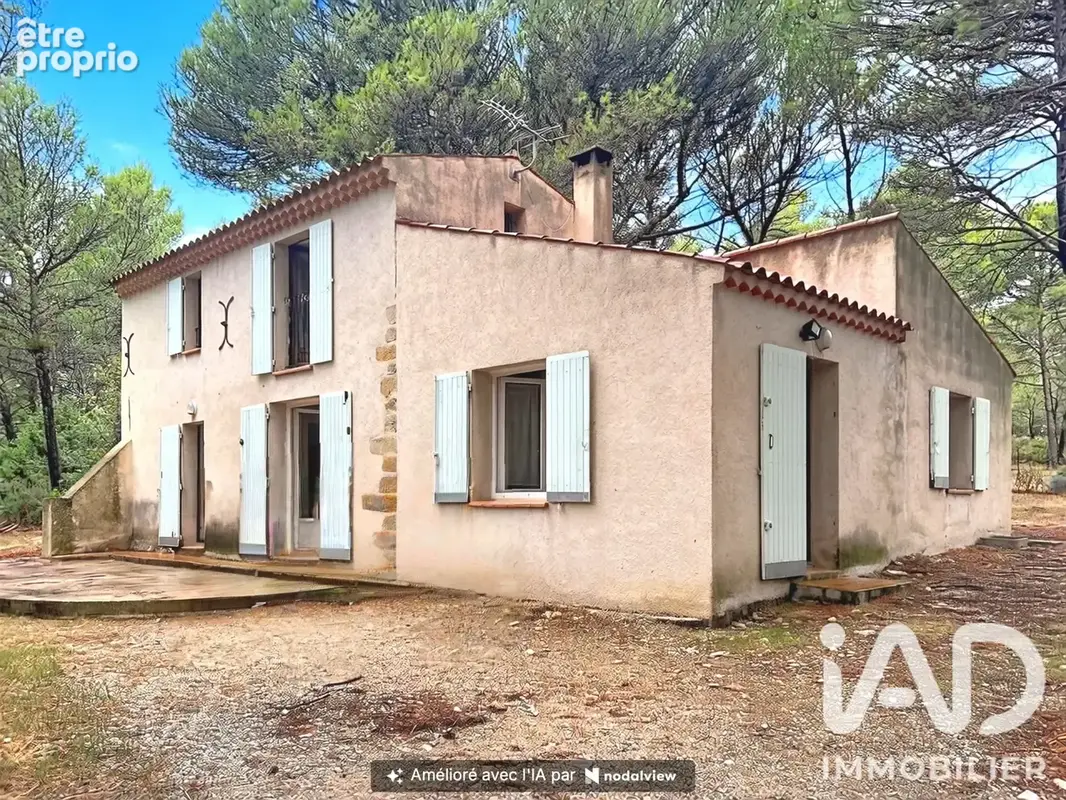 Photo 1 - Maison à LAMBESC
