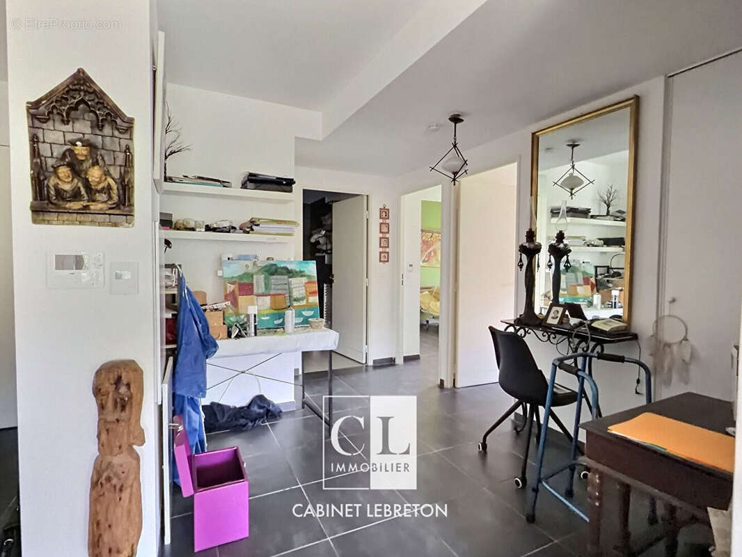 Appartement à MARSEILLE-9E
