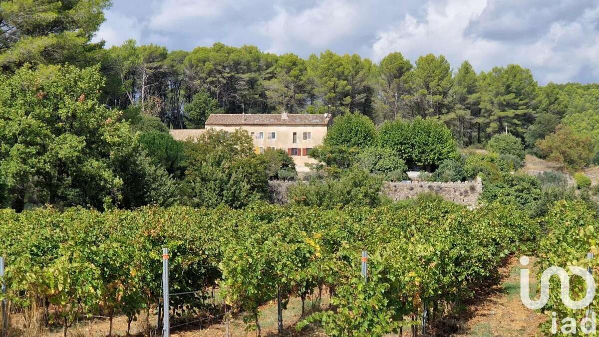 Photo 2 - Appartement à SAINT-ANTONIN-DU-VAR