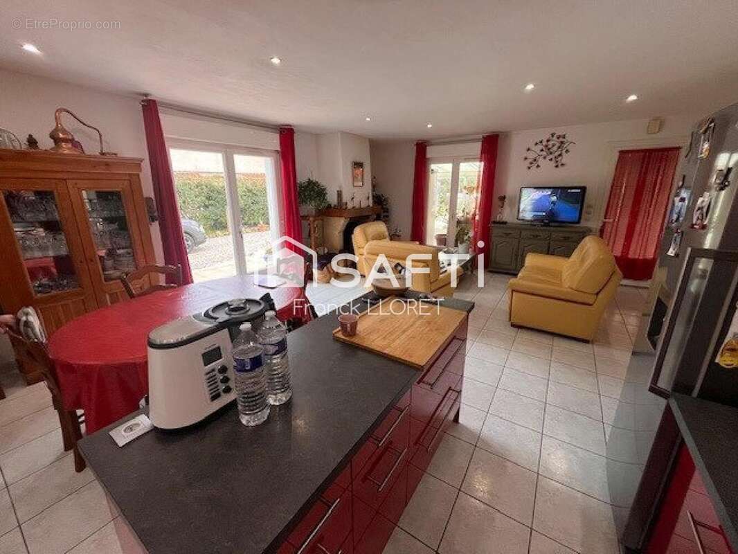Photo 6 - Maison à VENDAYS-MONTALIVET
