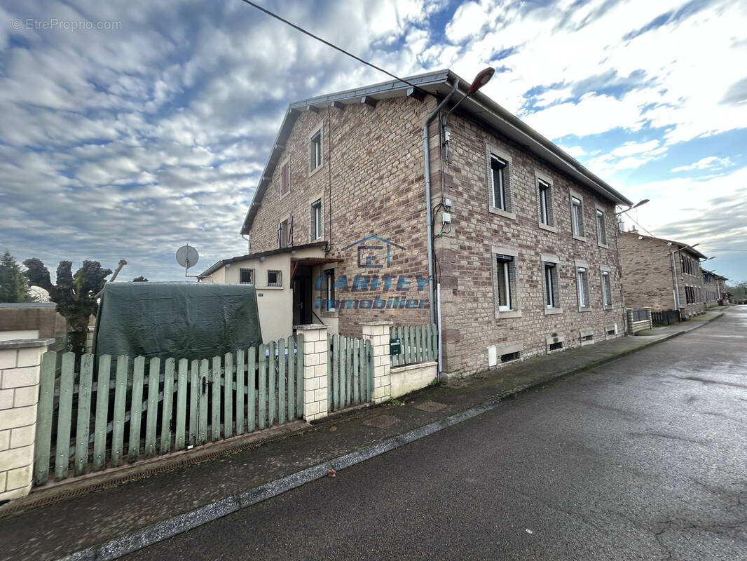 Maison à LUXEUIL-LES-BAINS