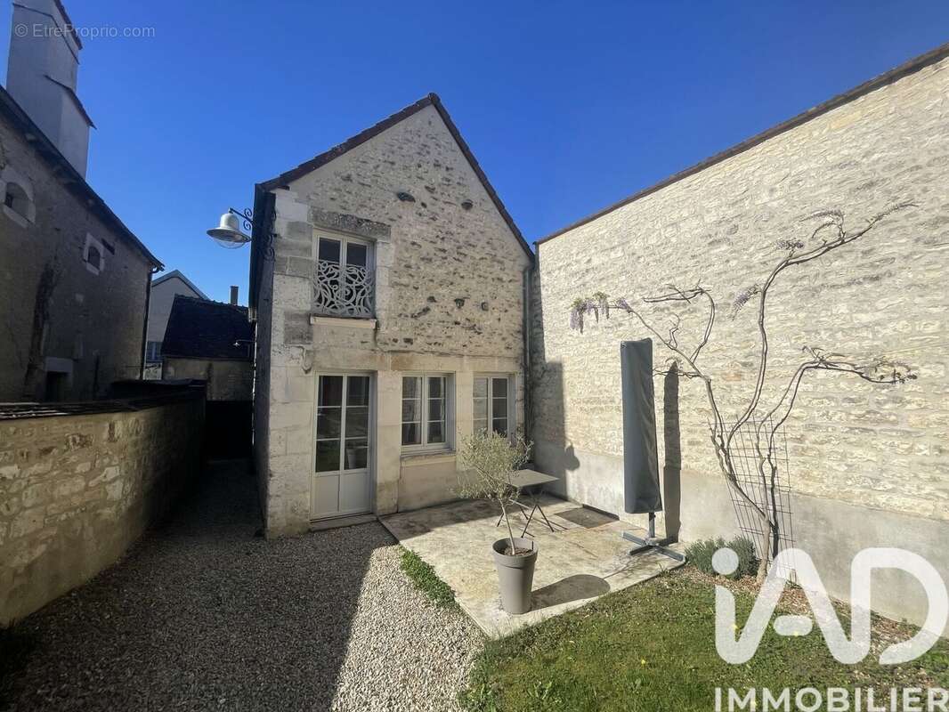 Maison 158 m² à Irancy  - photo 4