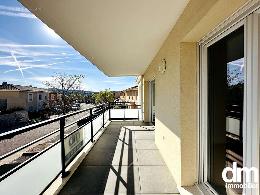 Appartement à ENSUES-LA-REDONNE