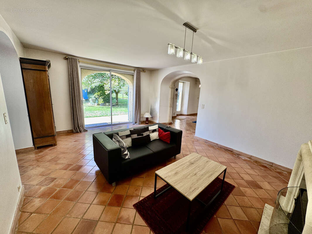 Maison à PIOLENC