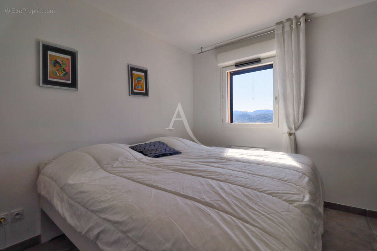 Maison à GREOUX-LES-BAINS