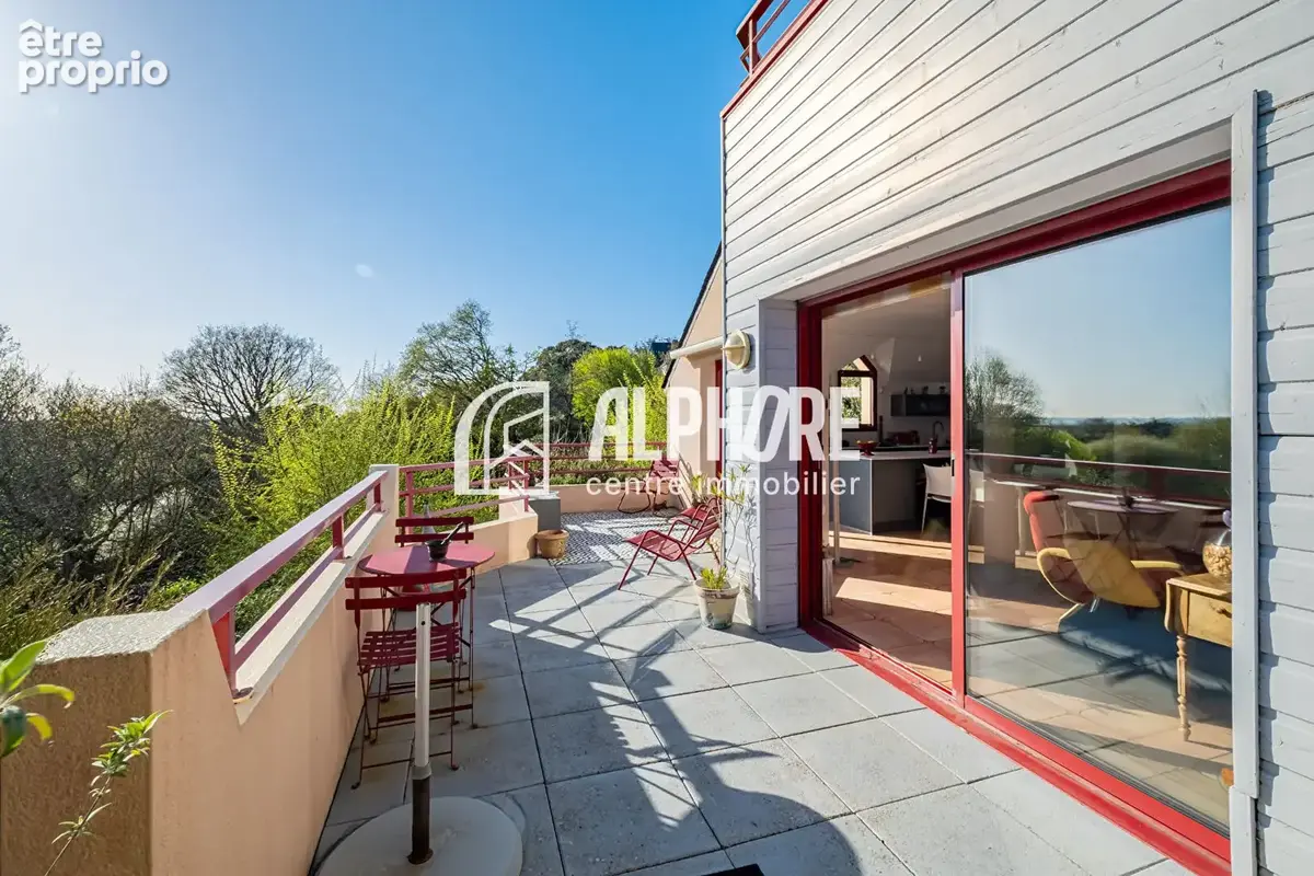 Guérande , propriété de 240m²  , 7 pièces , garage , piscine sur 1500m²  de terrain . - photo 8