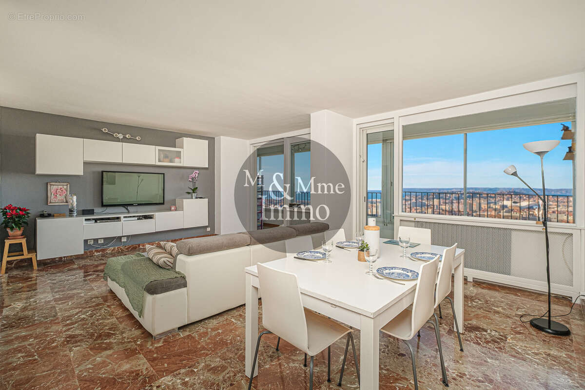 Appartement à MARSEILLE-9E
