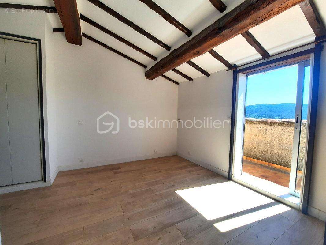 À vendre : Charmante maison de village proche FRÉJUS / ST RAPHAEL - photo 4