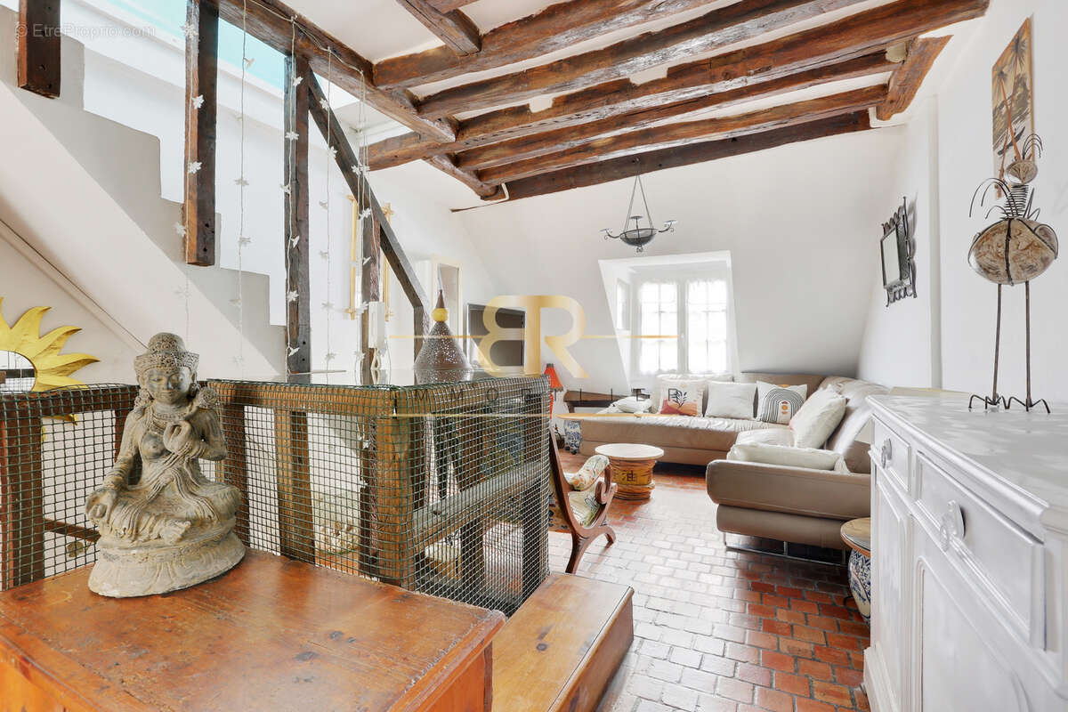 Rare - triplex de charme de l'ancien comme une maison - photo 2