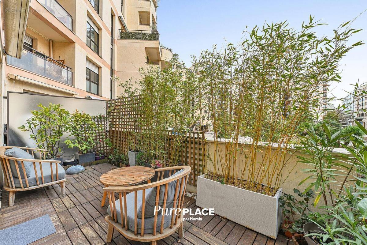Appartement à LEVALLOIS-PERRET