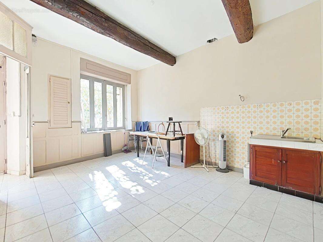 Maison à BIZE-MINERVOIS
