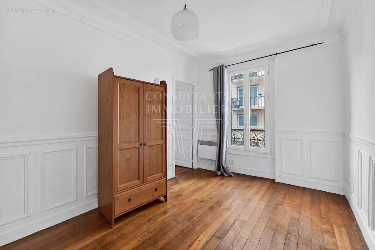 Appartement à LEVALLOIS-PERRET