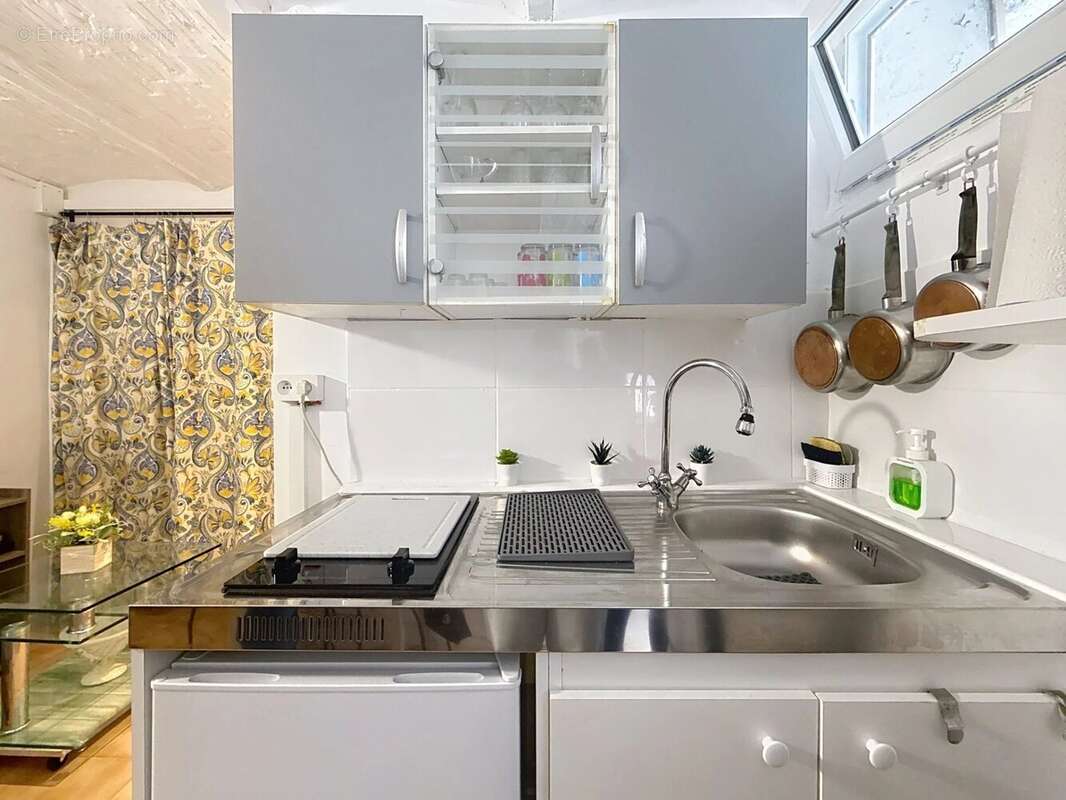 Charmant studio fonctionnel – Idéal investisseur ou premier achat ! - photo 5