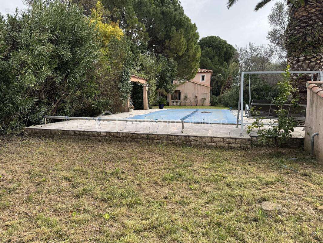 Maison à SOLLIES-PONT