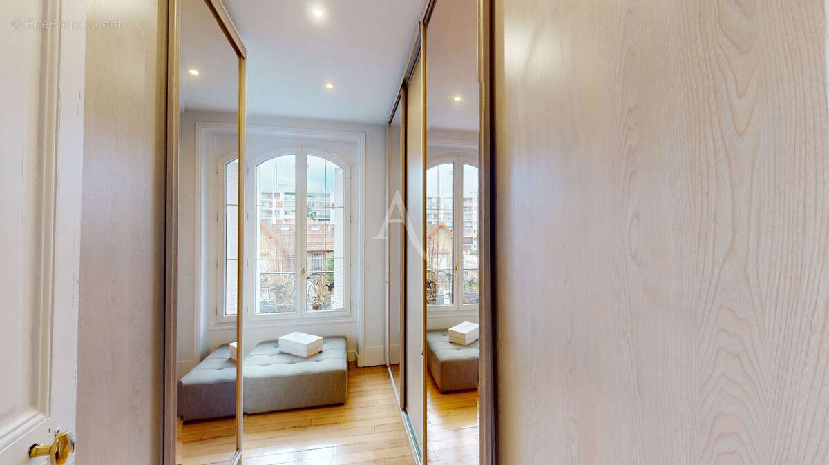 Maison à LES PAVILLONS-SOUS-BOIS