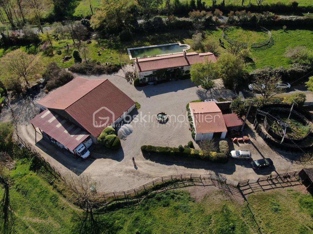 Maison à LES LUCS-SUR-BOULOGNE