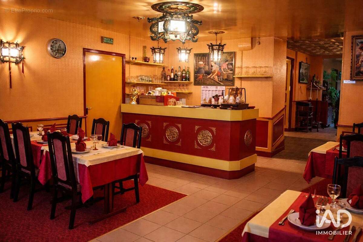 Photo 4 - Commerce à SABLE-SUR-SARTHE