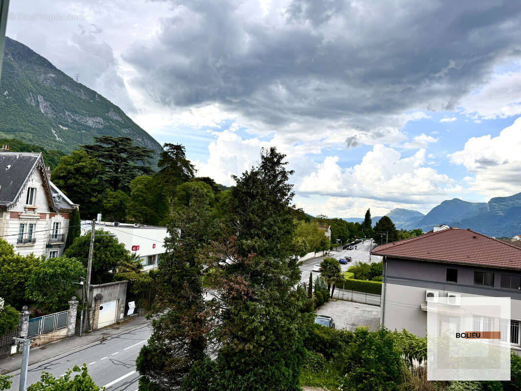 Appartement à SASSENAGE