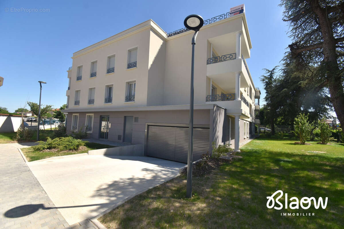 Appartement à MEYZIEU