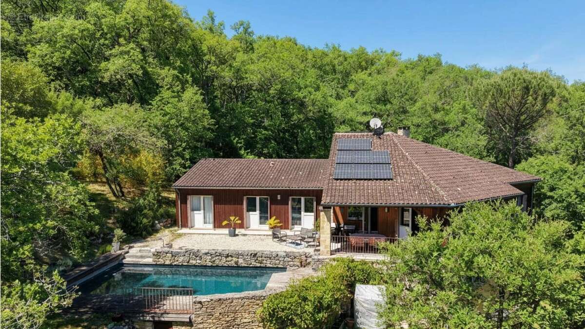 SECTEUR GOURDON - Au calme, Spacieuse Maison contemporaine avec - photo 5