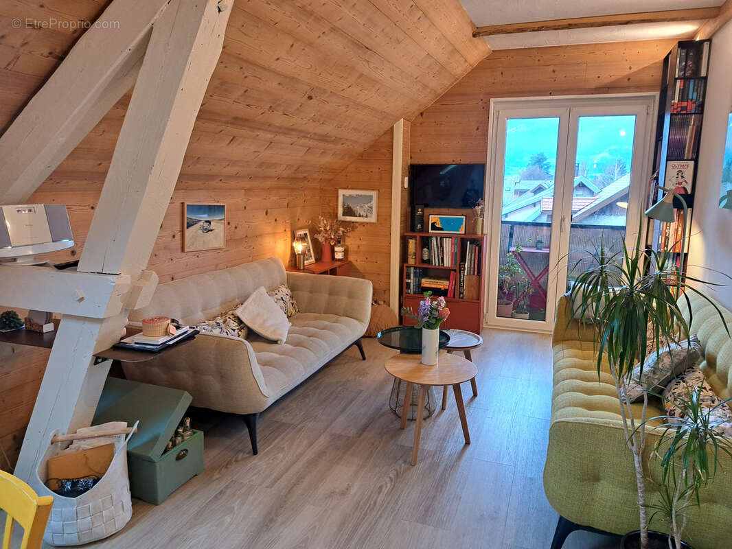 Appartement à MENTHON-SAINT-BERNARD